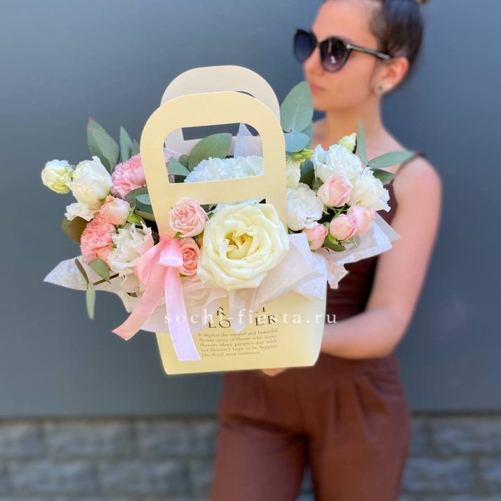 Цветочная сумочка "Рафаэль" в Пскове