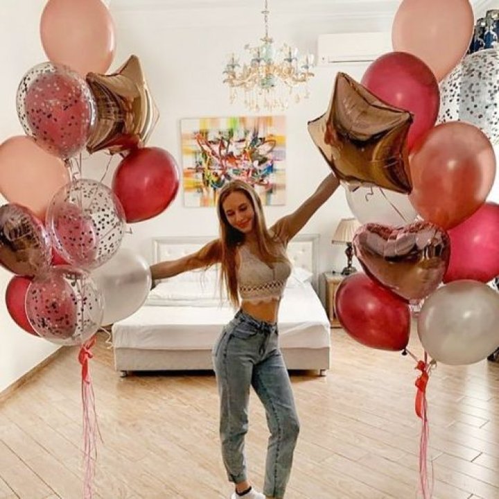 Фонтаны шаров "Селебрити" в Пскове