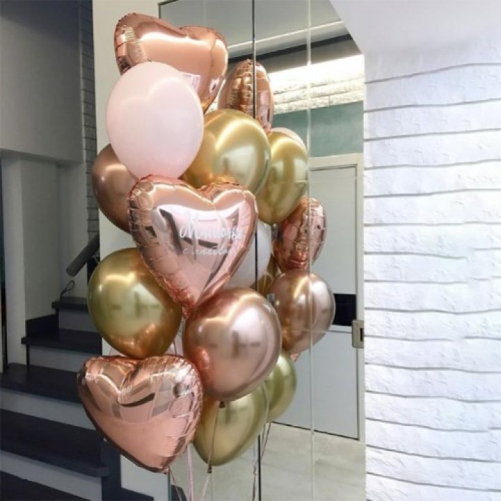 Фонтан шаров "От сердечка" в Пскове