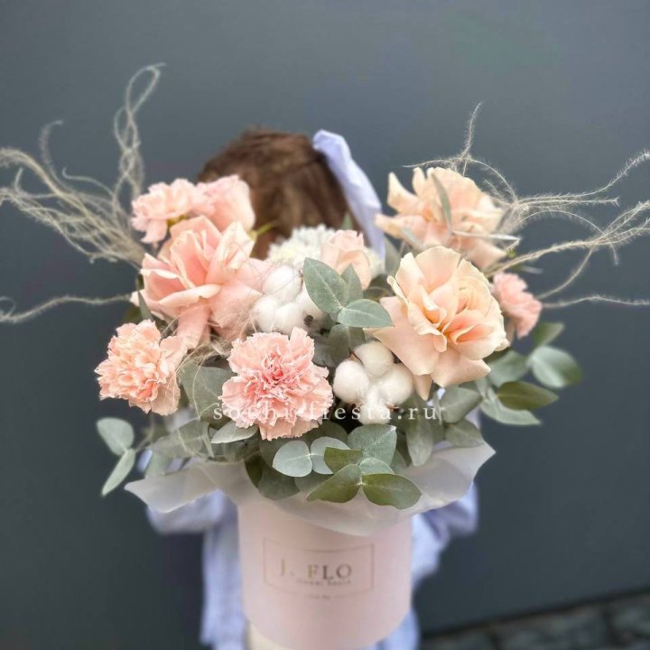 Цветочный бокс "Лесия" в Пскове