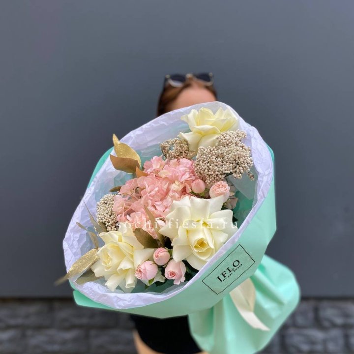 Букет "Белые ночи" в Пскове