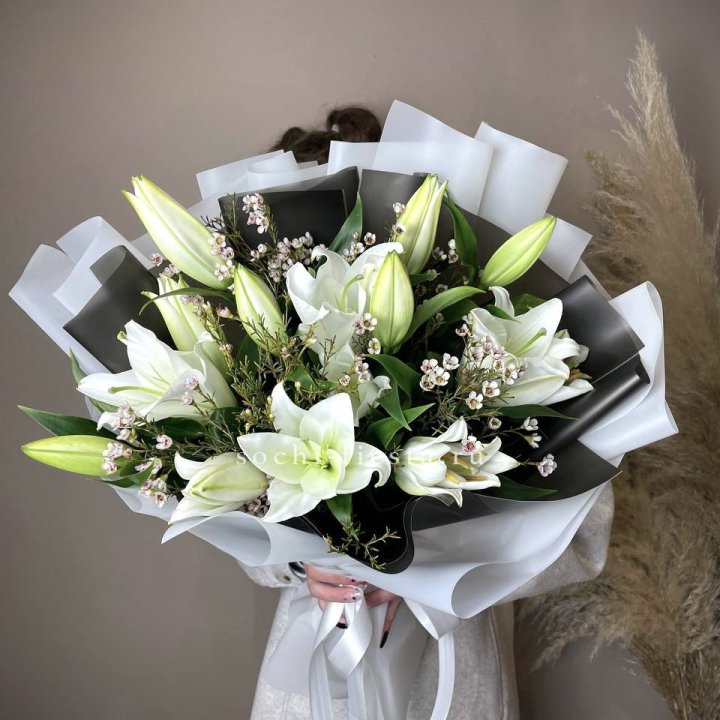Букет лилий Снежная королева в Пскове