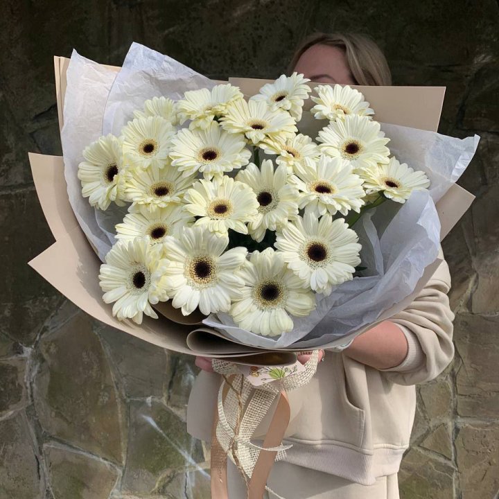 Букет голландских гербер "Шейн"" в Пскове