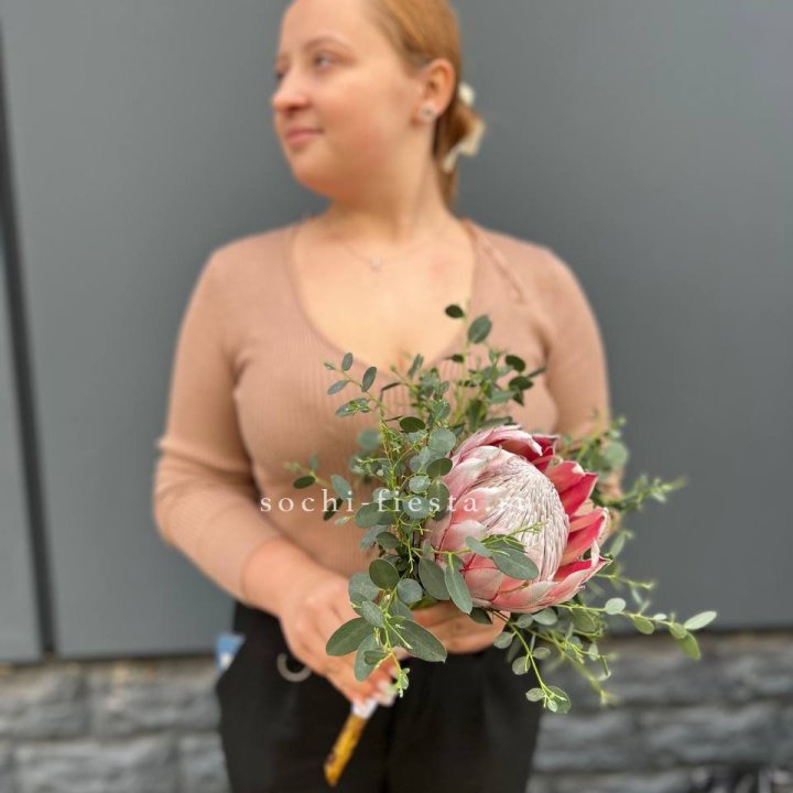 Свадебный букет "Протея" в Пскове