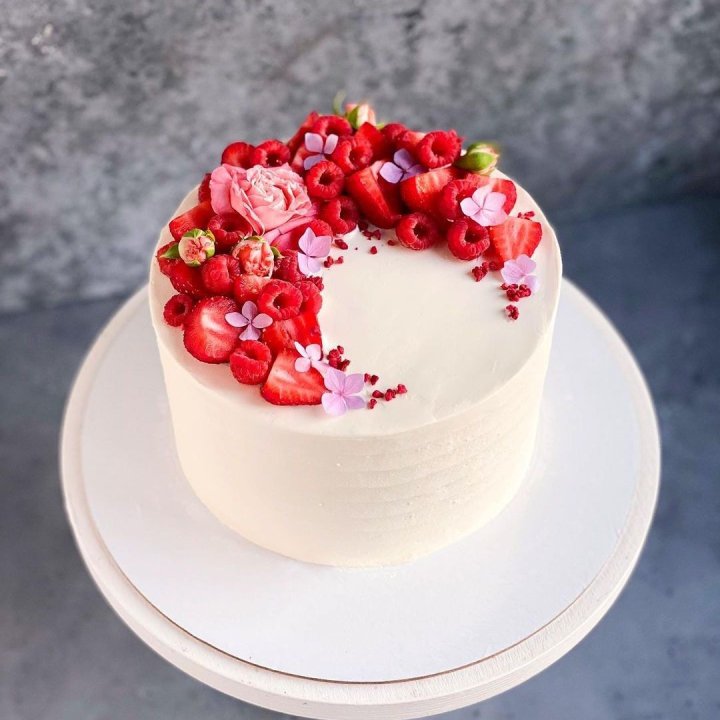 Торт "Малина" в Пскове