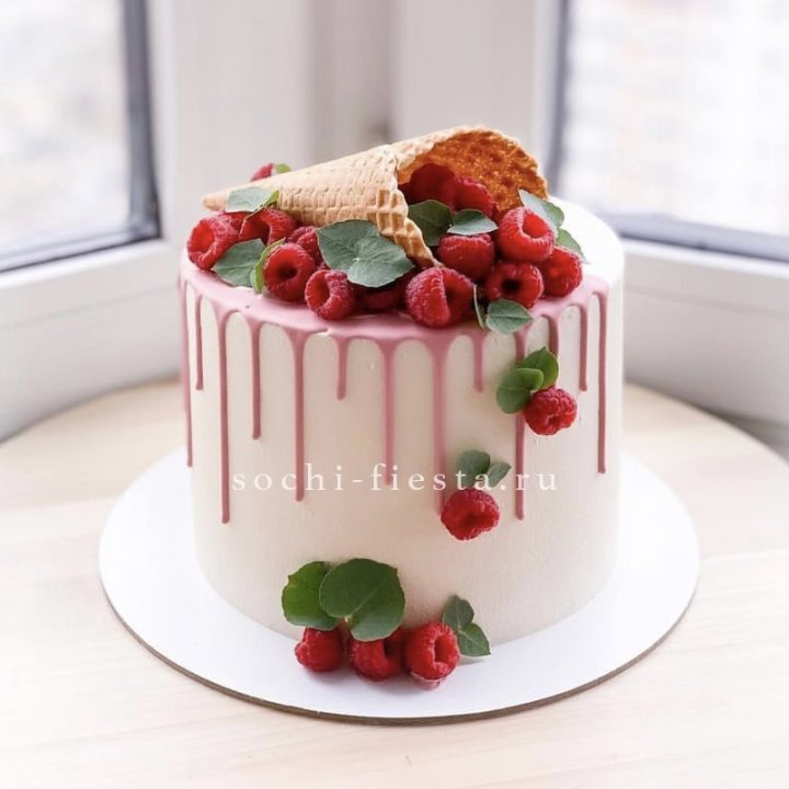 Торт "Ягодный" в Пскове