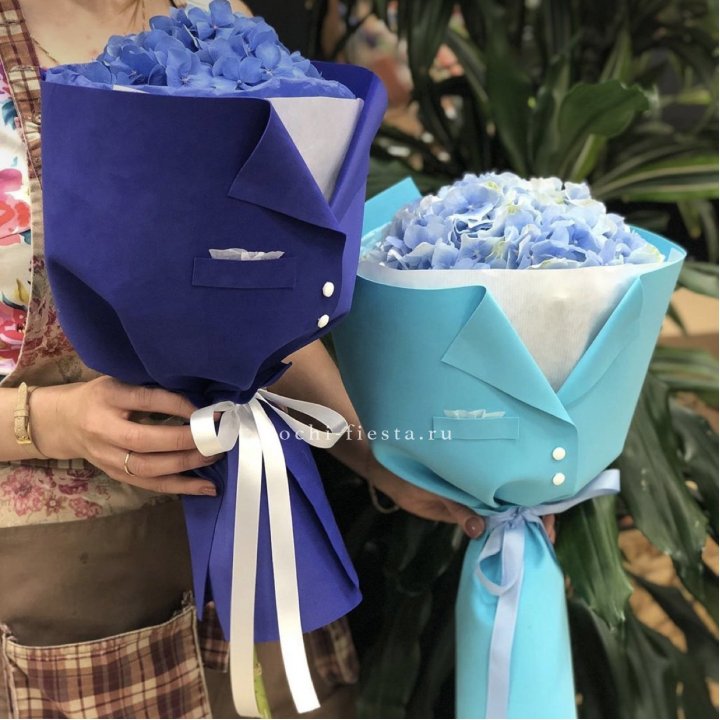 Букет с гортензией с пиджаком в Пскове