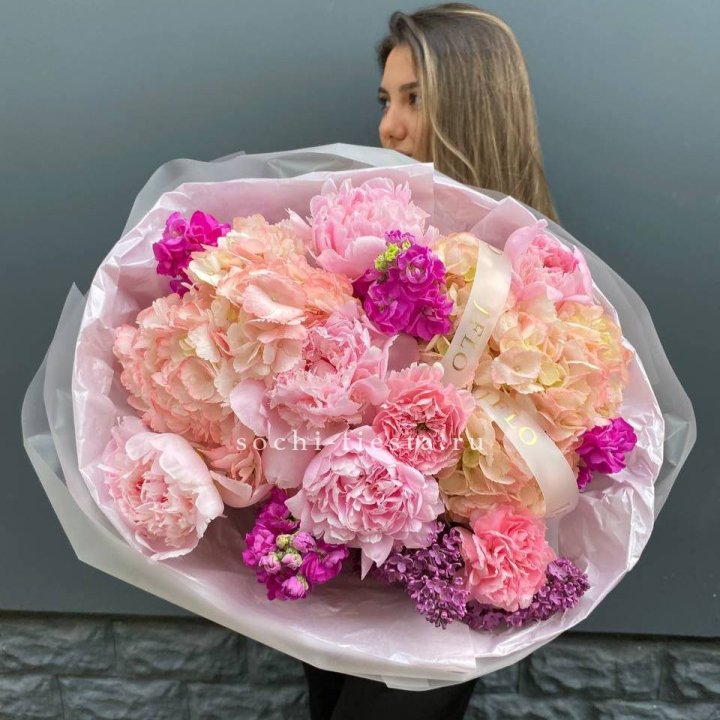  Букет "Фловер пионс" в Пскове
