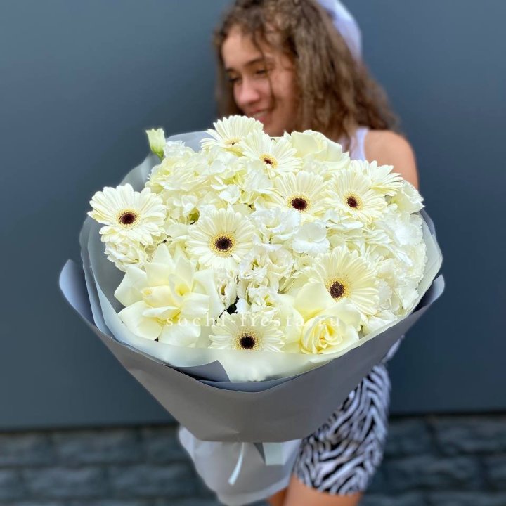  Букет "Вайт люксур" в Пскове