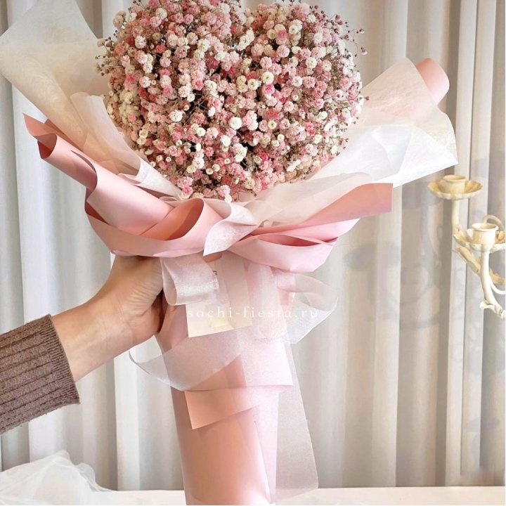 Сердце из гипсофилы  в Пскове