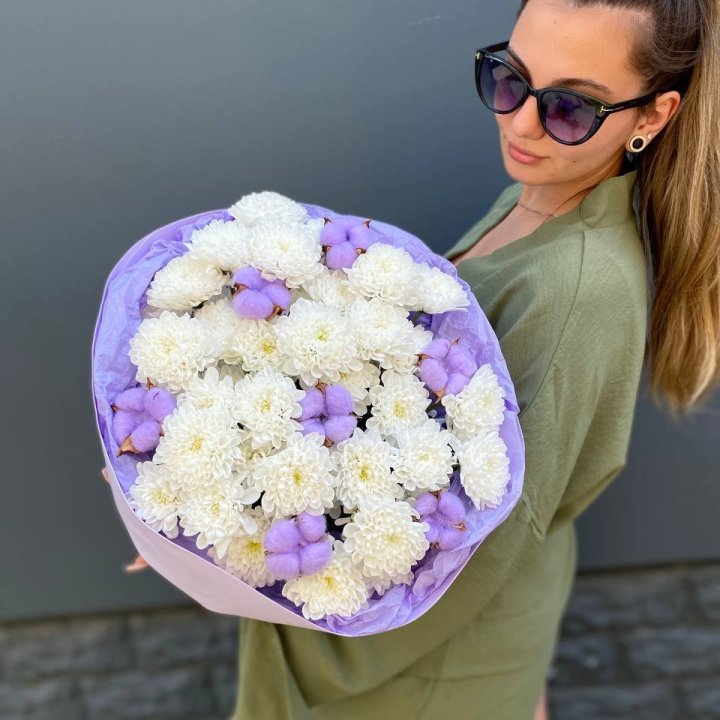  Букет  хризантем и хлопка в Пскове