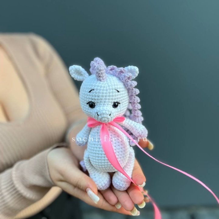 Единорог ручной работы в Пскове