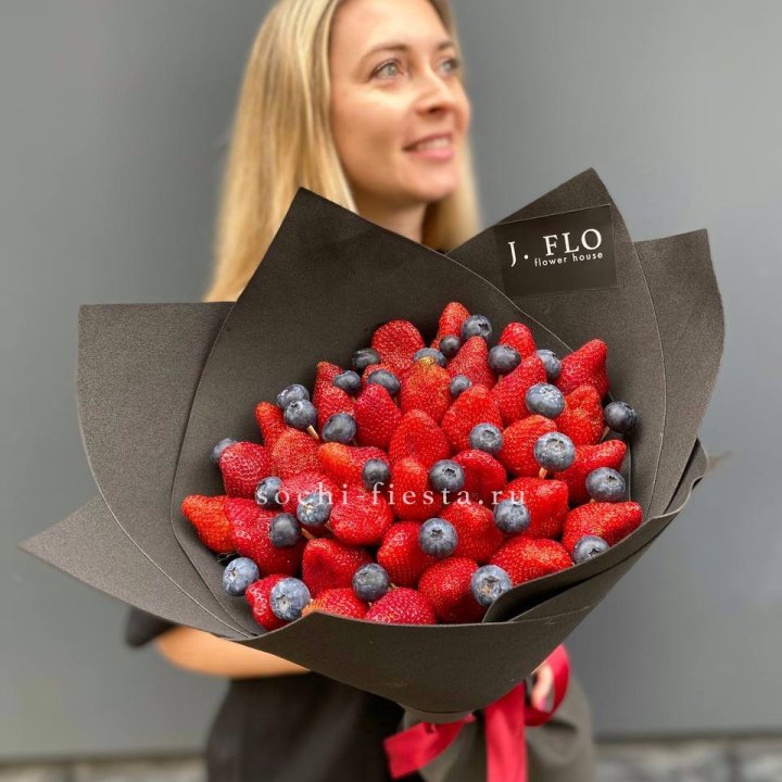 Ягодный вальс в Пскове