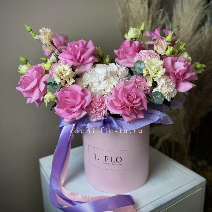 Цветочная коробка "Мишель" в Пскове