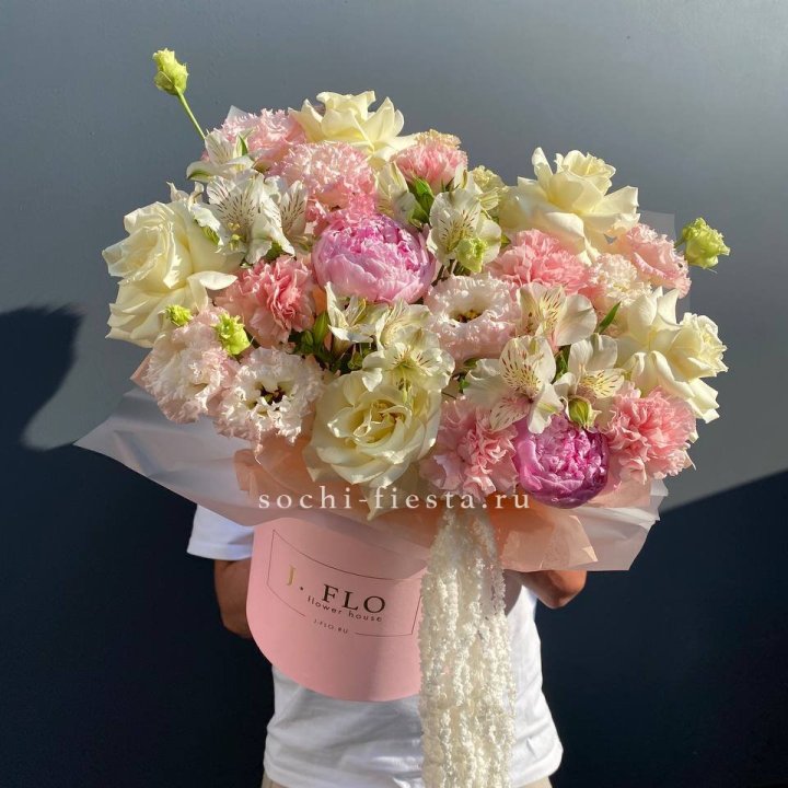 Дизайнерский бокс "Альфина" в Пскове