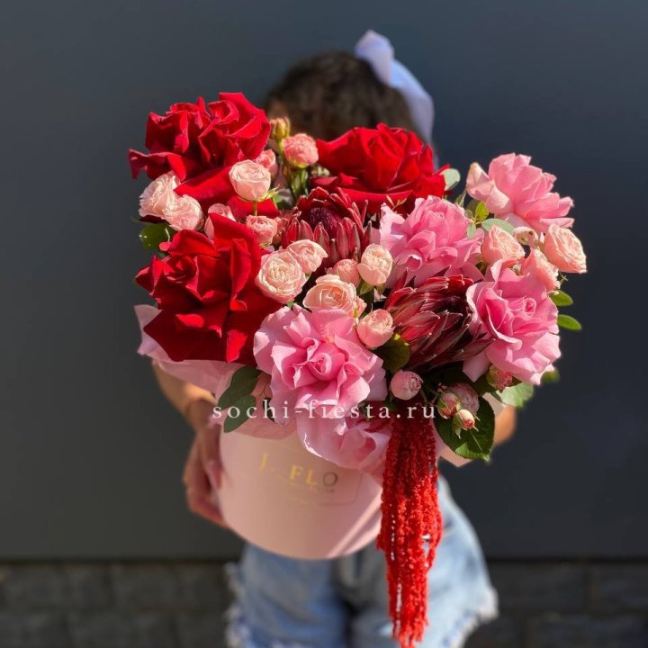 Дизайнерский цилиндр "Густо" в Пскове