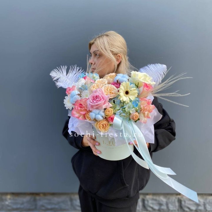 Бокс "Голубая нева" в Пскове