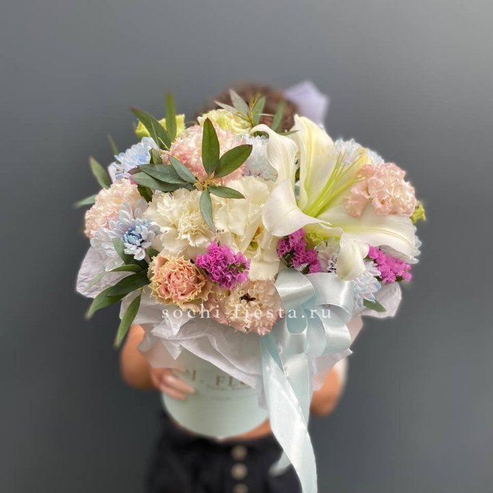 Дизайнерский цилиндр "Лилия" в Пскове