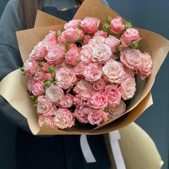 Пионовидные розы Bombastic №2 в Пскове