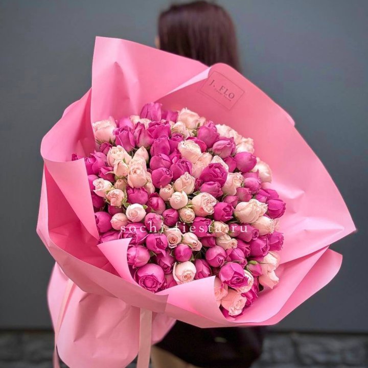 51 кустовая роза  в Пскове