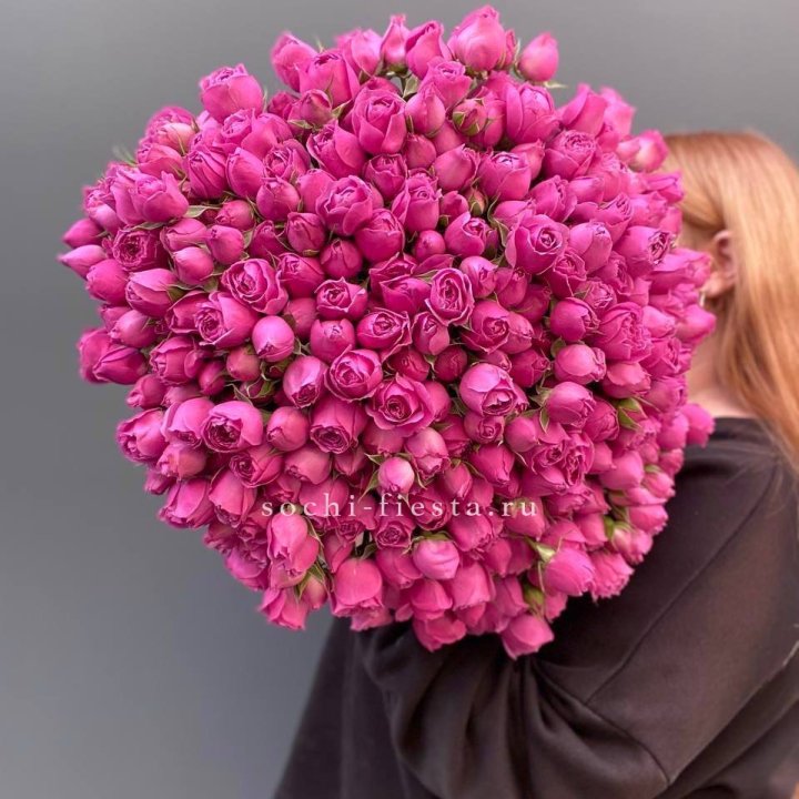 101 пионовидная Мисти Баблс в Пскове