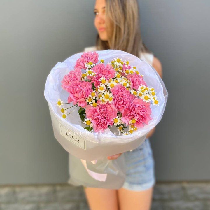 Дуобукет диантусов и ромашек в Пскове