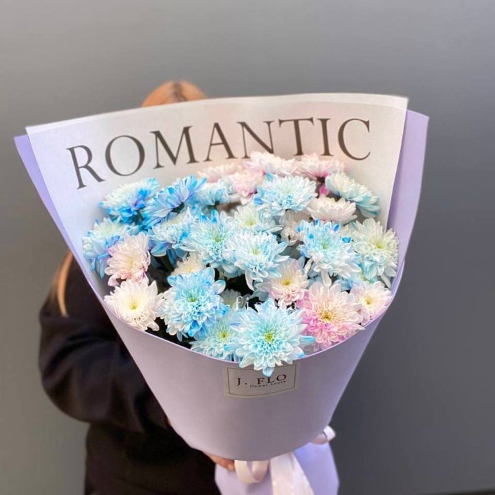 Букет кустовых хризантем в Пскове