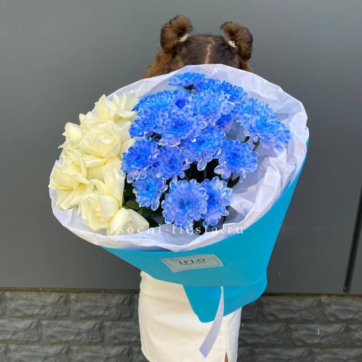 Дуо букет розы и хризантема в Пскове