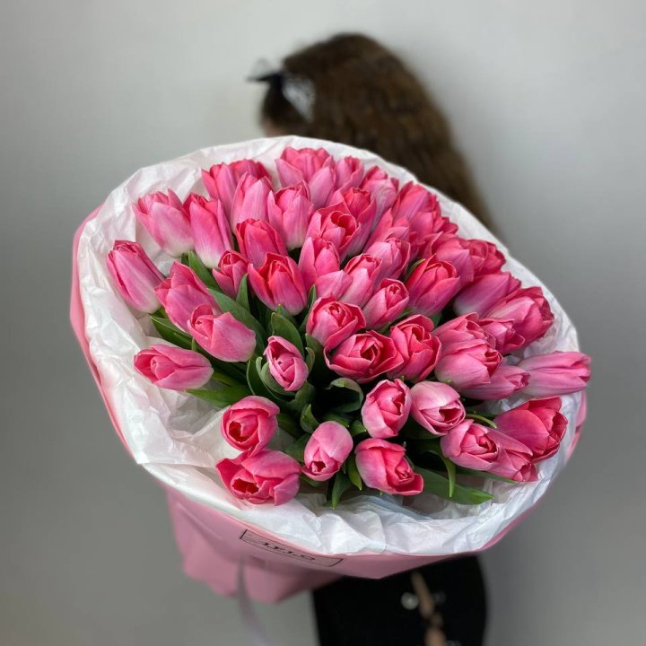 51 розовый тюльпан "Рози" в Пскове