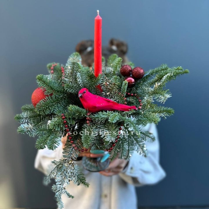 Новогодняя композиция в бокале в Пскове