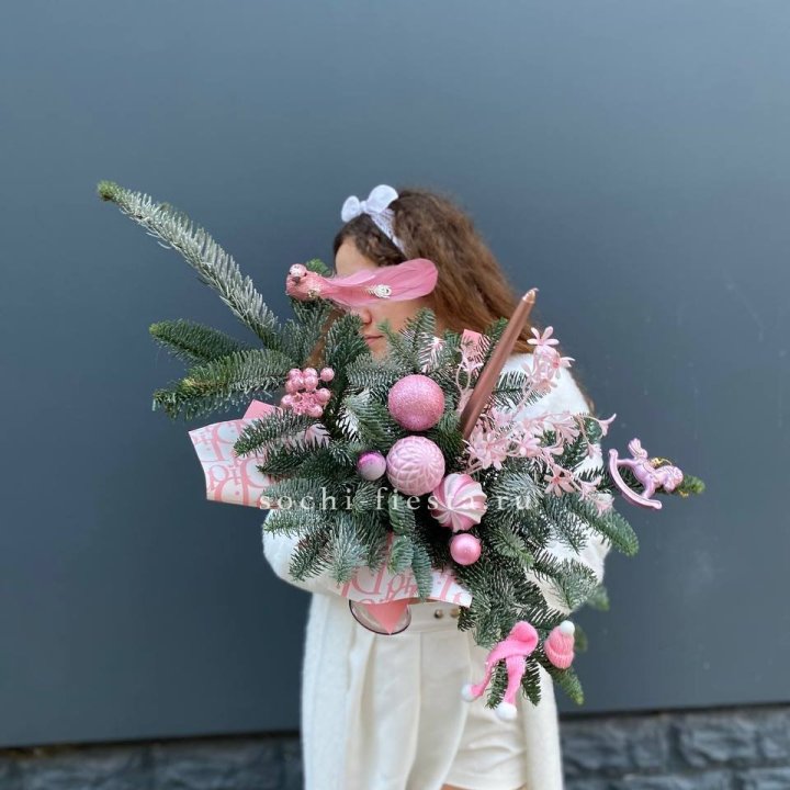 Композиция бокал розовый в Пскове