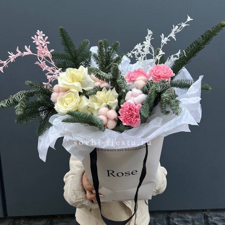 Цветочная сумка с нобилисом в Пскове