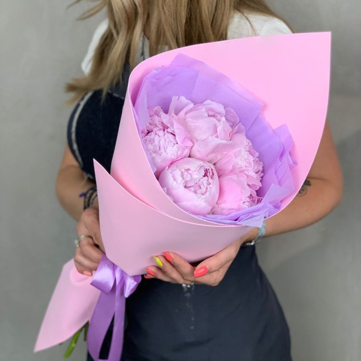 Букет пионов "Файв" в Пскове