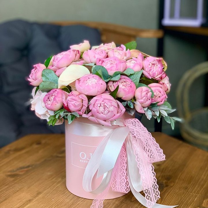 Композиция с пионами №1 в Пскове