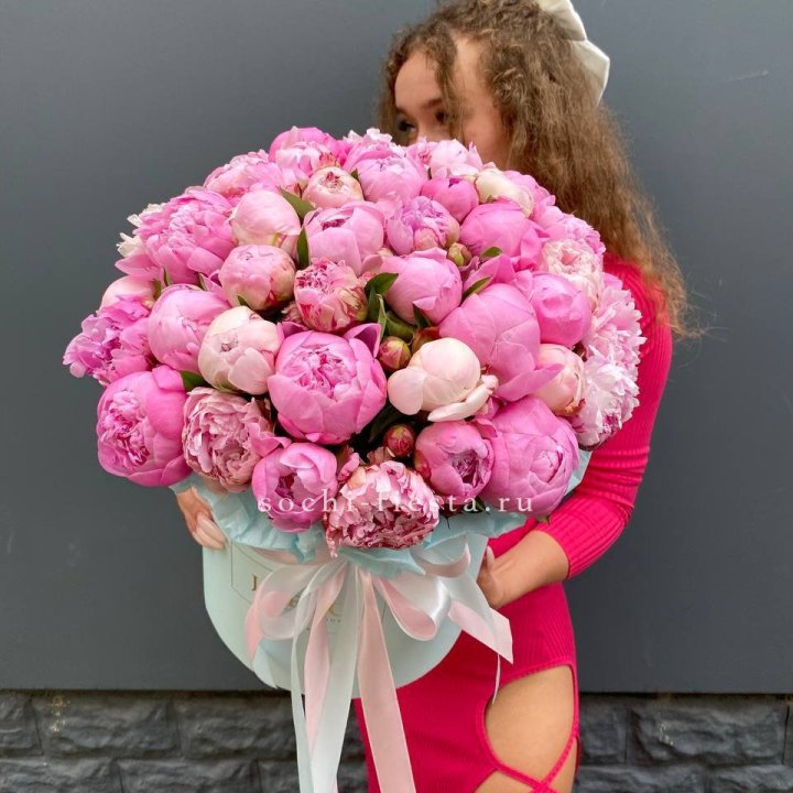 51 пион в цилиндре в Пскове