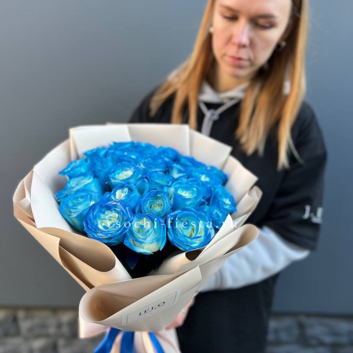 Букет синих роз блю логан в Пскове