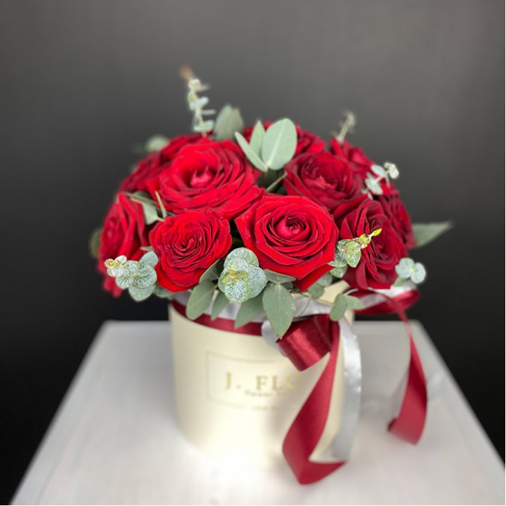 Ред бокс в Пскове