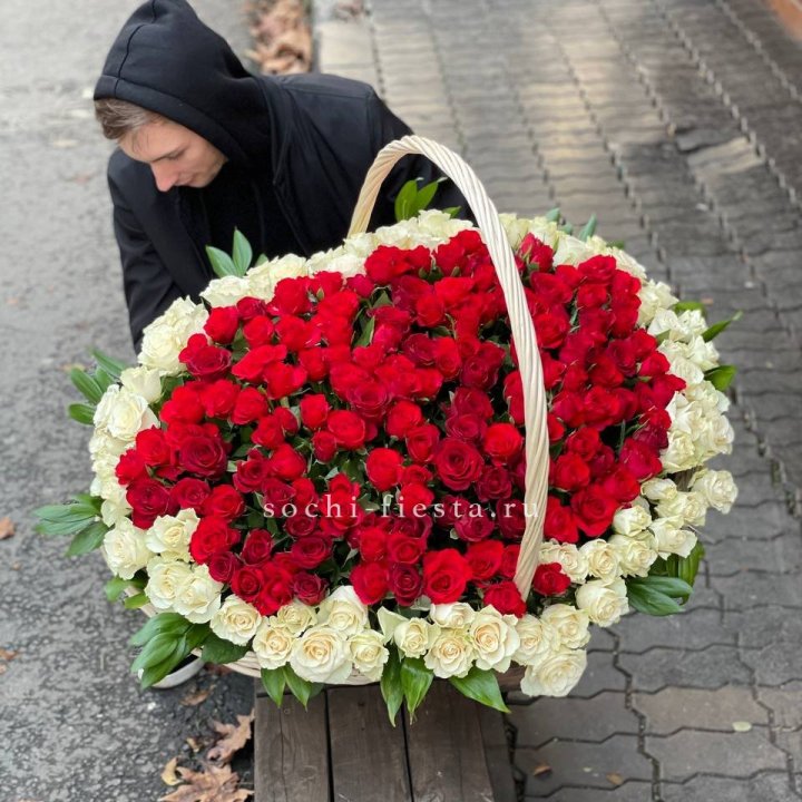 201  роза в корзине   в Пскове