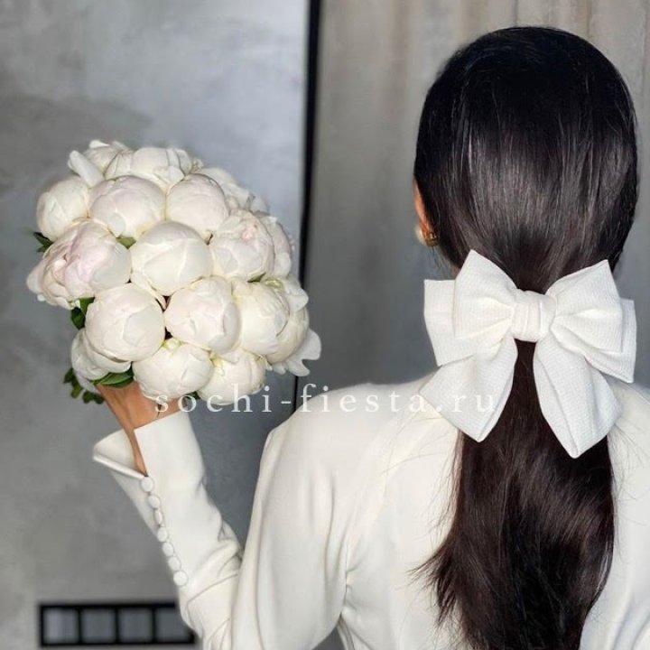 Свадебный букет пионов в Пскове