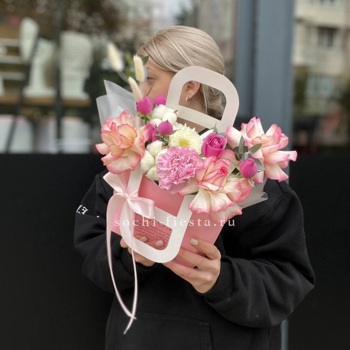 Сумочка "Мир" в Пскове