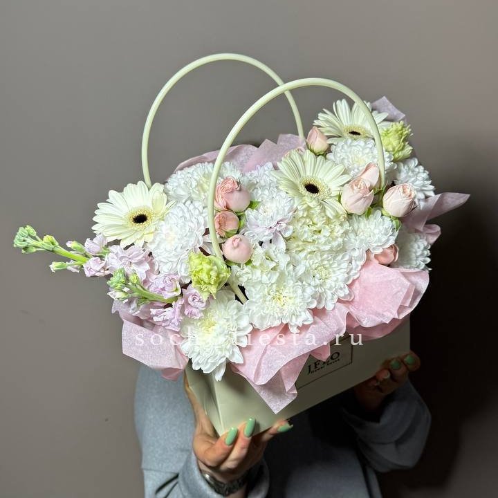 Сумочка "Белый рассвет" в Пскове