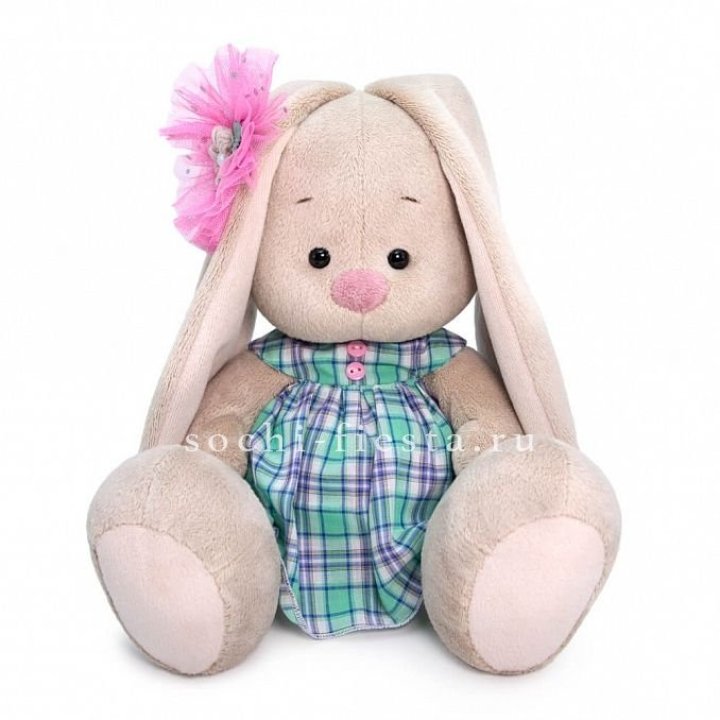 Зайка Ми в клетчатом платье в Пскове